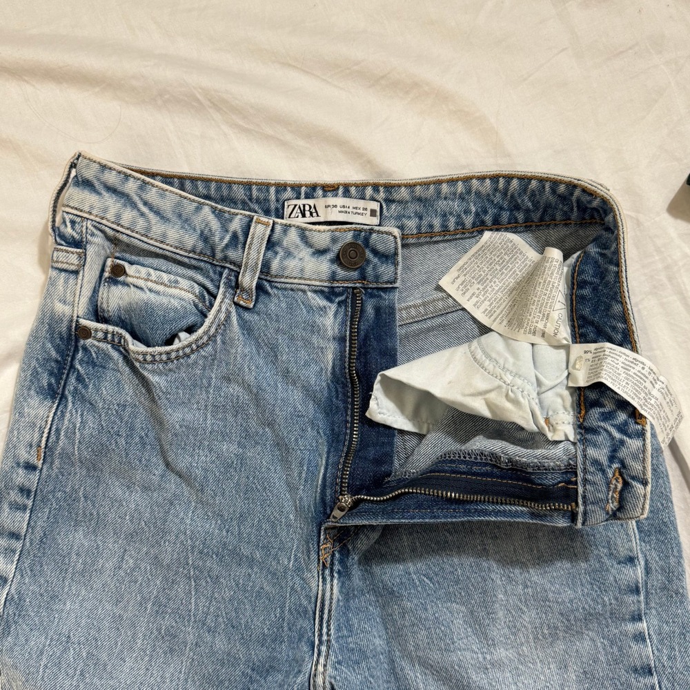 Zara Distressed Hi-Rise Straight Leg Jeans Women's 4 Blue Denim Slit Hem Acid - Picture 3 of 13